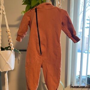 Lola & Taylor Zip Hooded Romper - 12-18 months